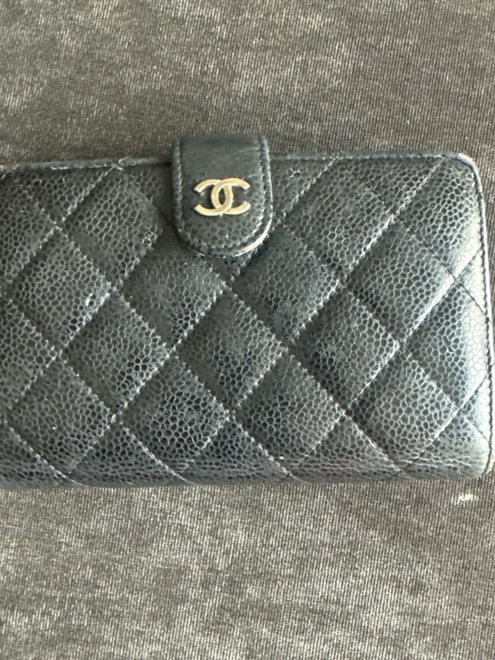 CHANEL Black Quilted Caviar Leather Card Holder with Silver CC